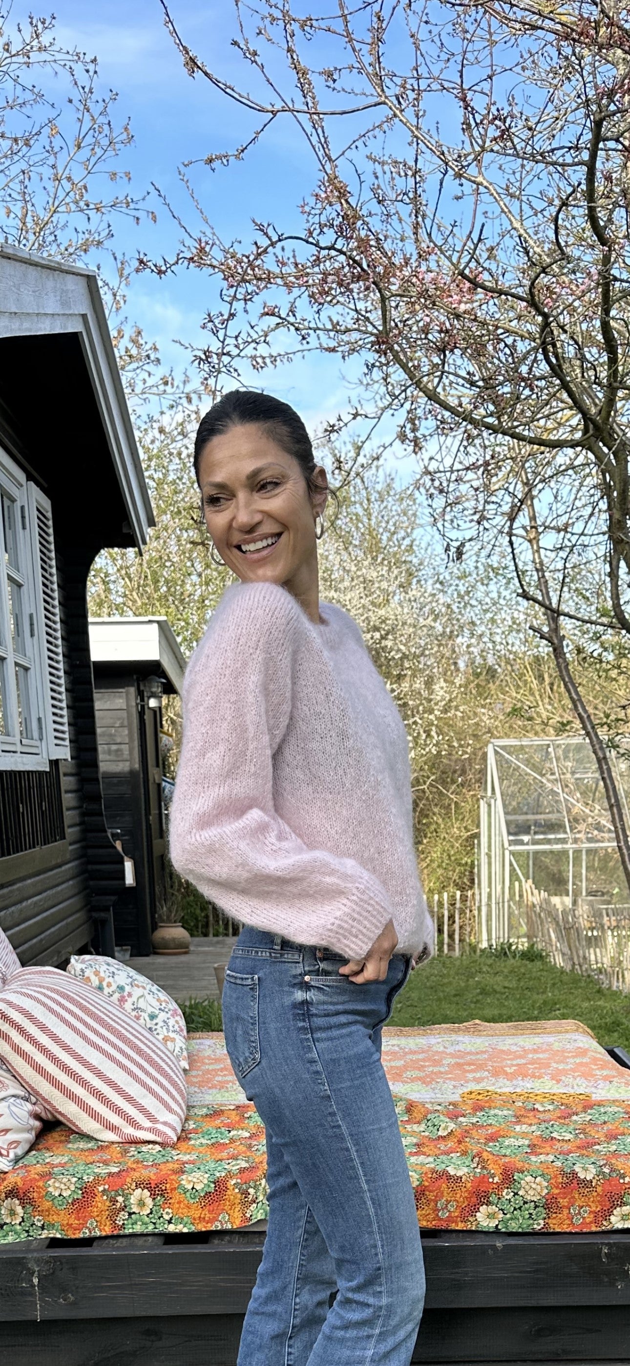 Sweater M